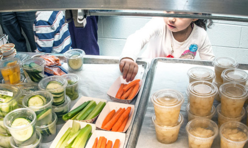 fruits and veggies in school cafeteria 